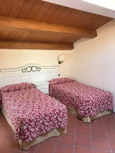 Villa Rosella Resort