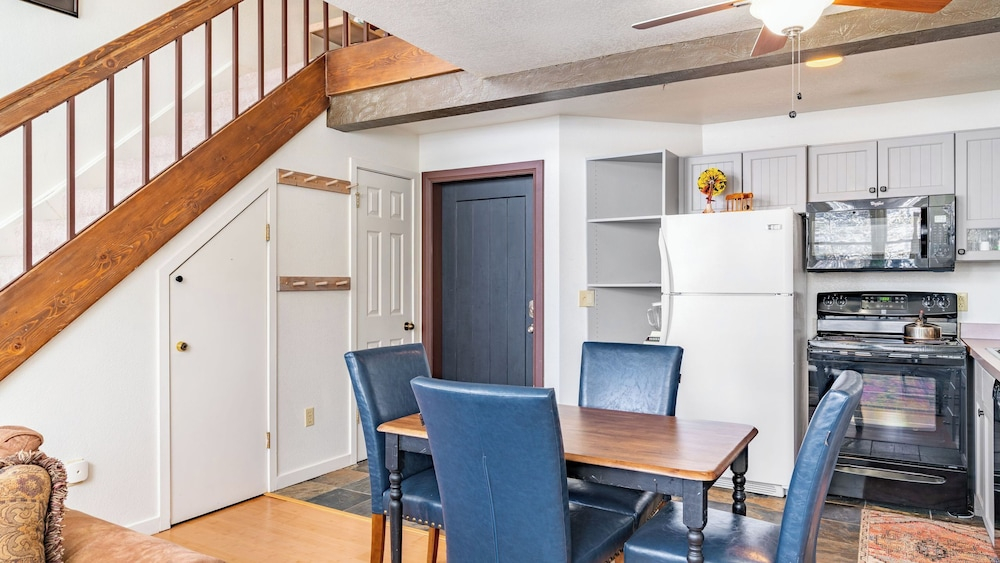 Columbia Place 5 by Avantstay Ski-in/ski-out Unit in Great Location!
