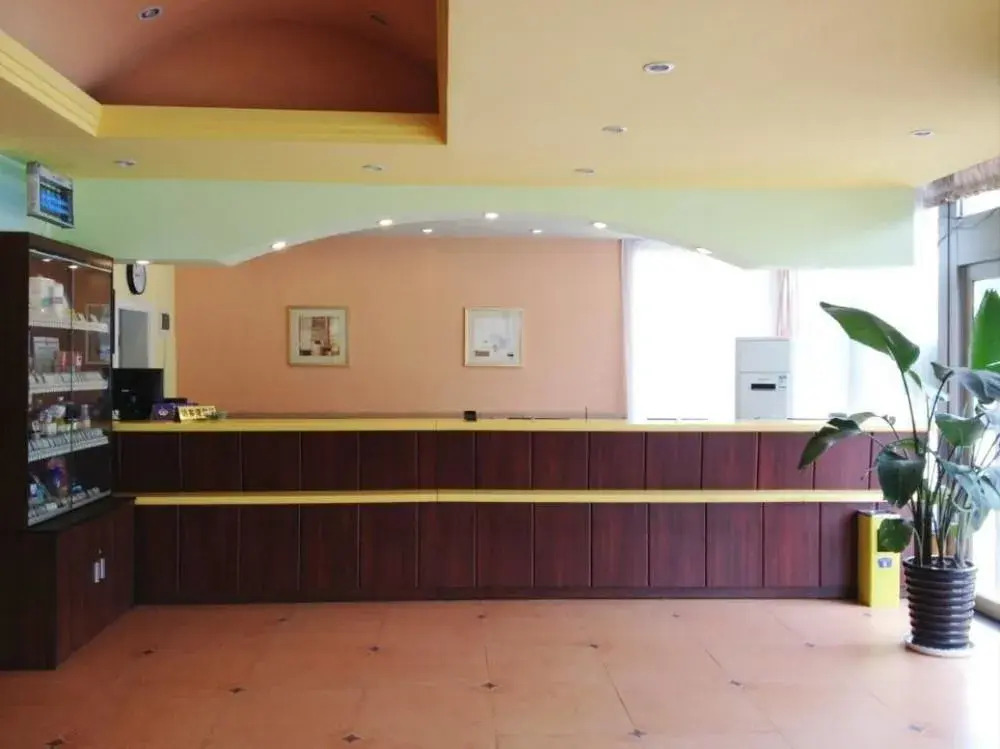 Homeinn Hotel (Qingdao Harbin Road Vanke City Shuangshan Subway Station)