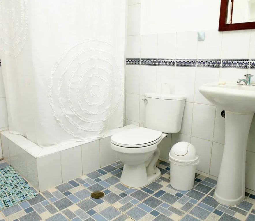 La Puerta Verde Hostel