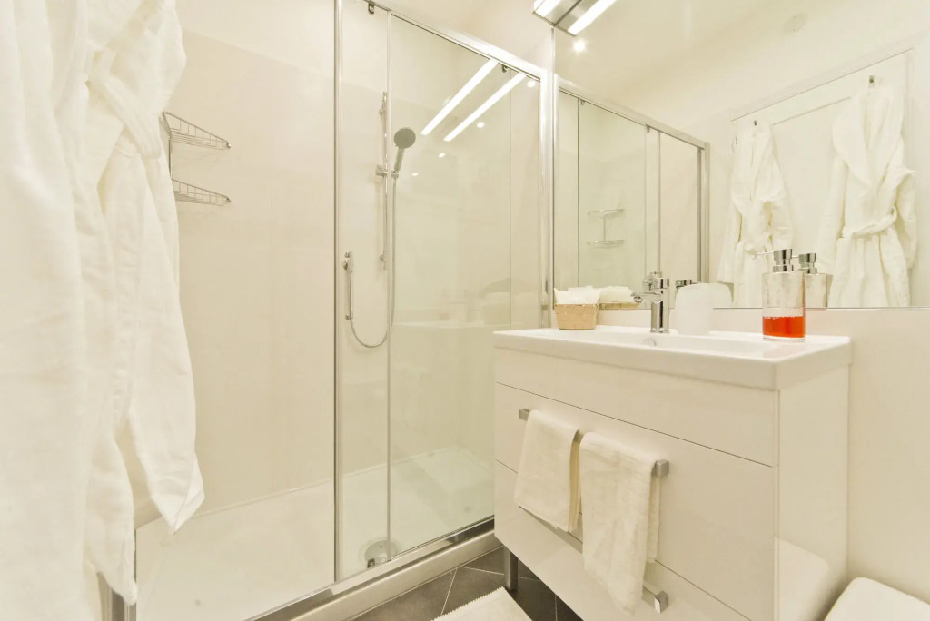 Lovely and Central Apartment for Two 10 min Walk from St Mark s Square Venice Heaven Apartments Collection