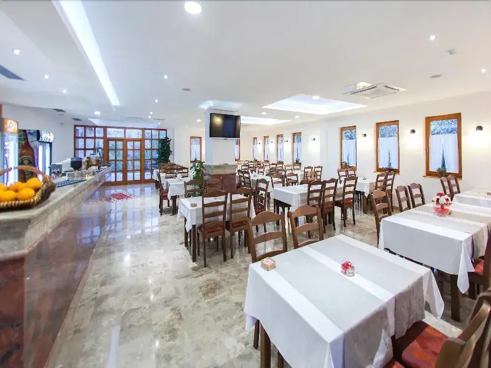 Hotel Almira