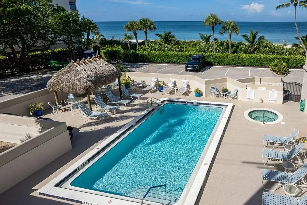 Ambassador # 905 - 26300 Hickory Blvd by Coastal Vacation Properties