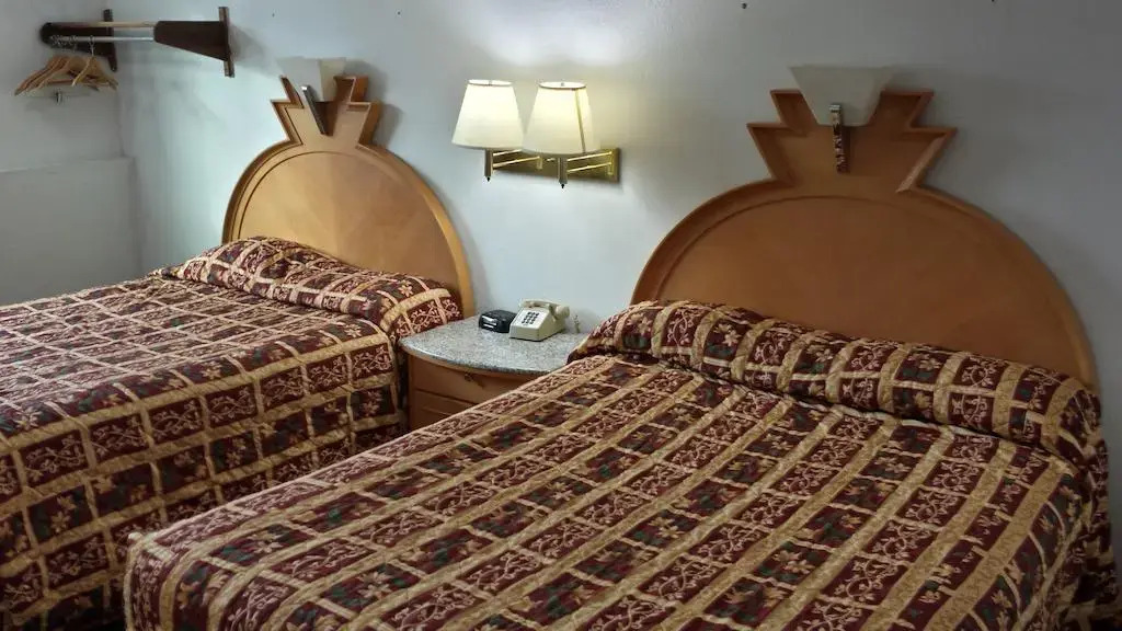 Value Inn & Suites Salina