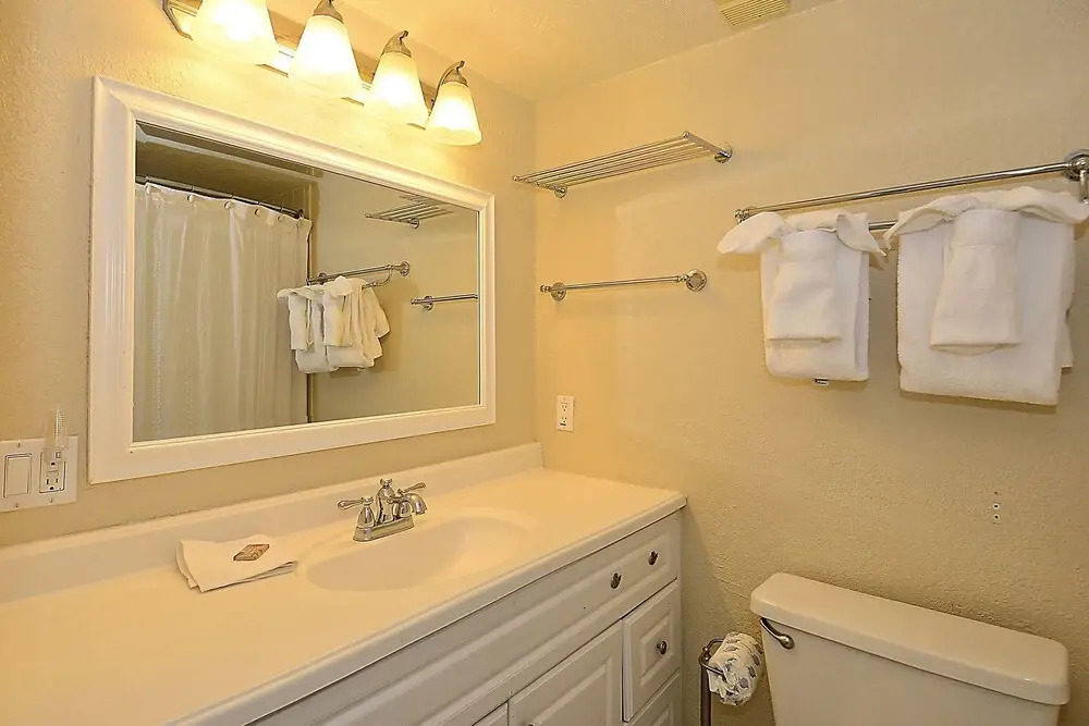 Trillium 1A South Corner/amazing Remodel/stunning View!