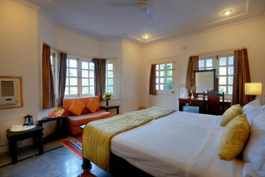 Tiger Den Resort