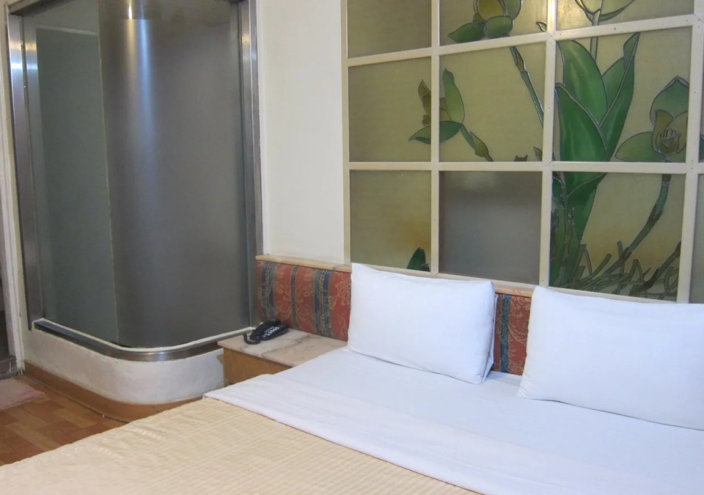 Aiwa Hotel Tainan