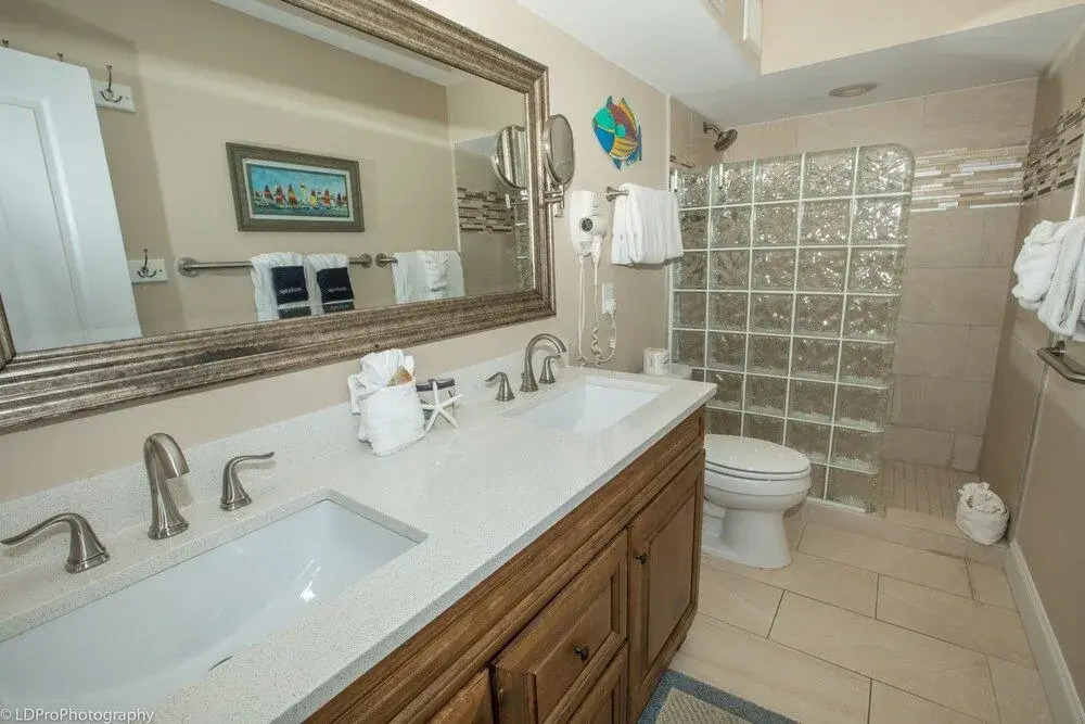 Dolphin Point 104B Destin - 2 Br Condo
