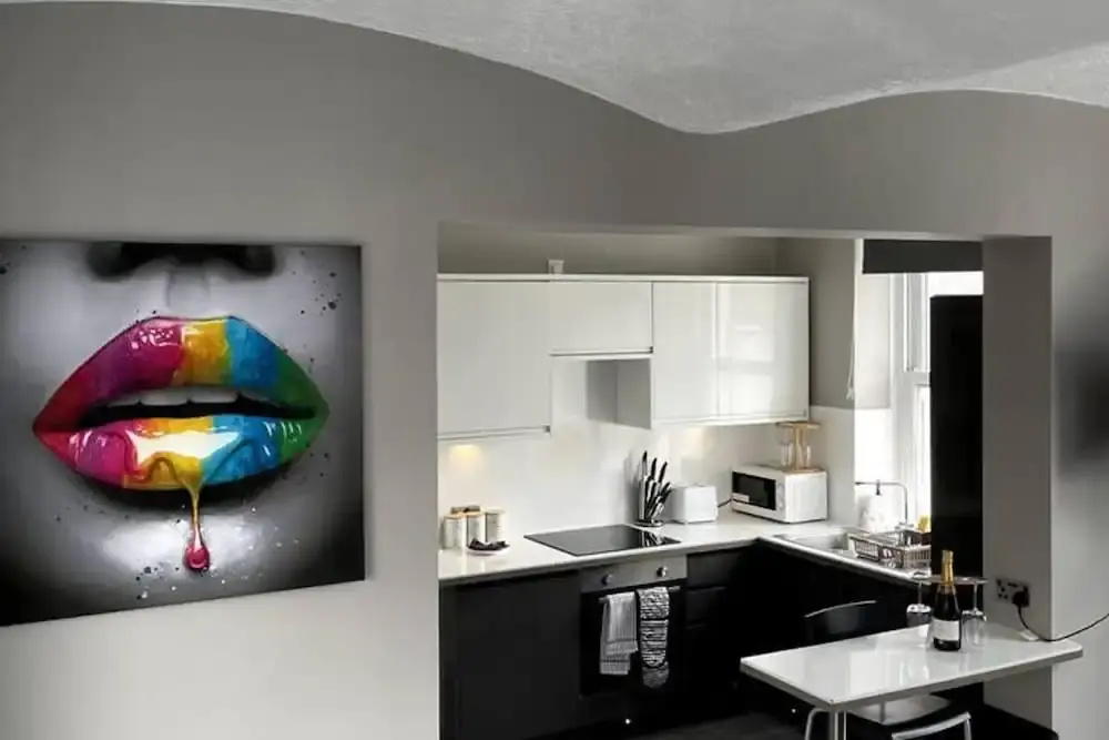 1-bed Apartment - Close to Beach - Free Parking