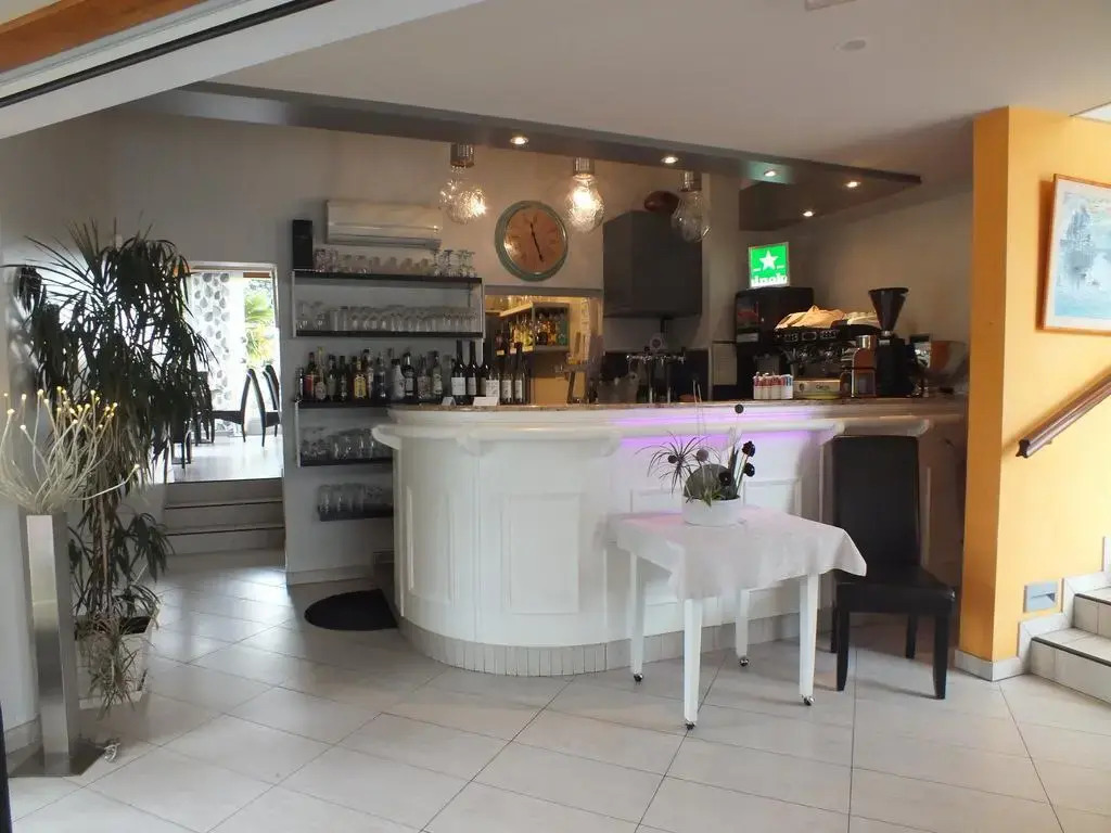 Logis Hotel Restaurant Le Jardin Délice