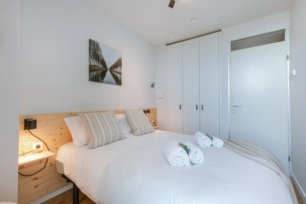 Cosy Apartment With Frontal Seaview
