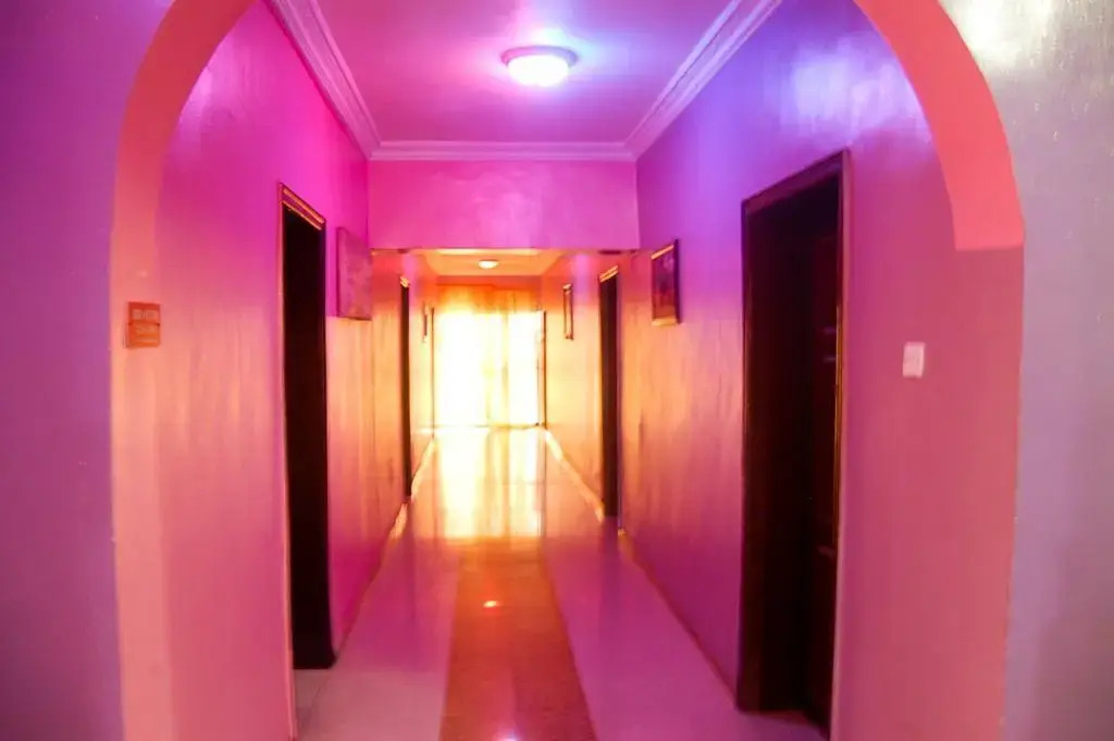 Eagleston Plaza Hotel