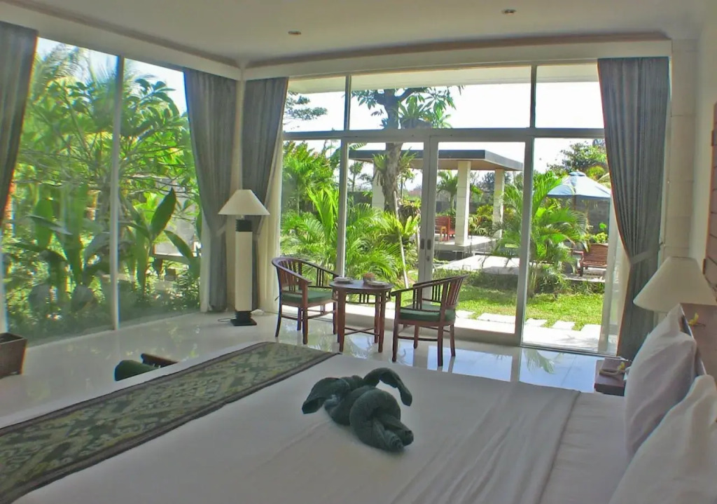 Villa Beachside