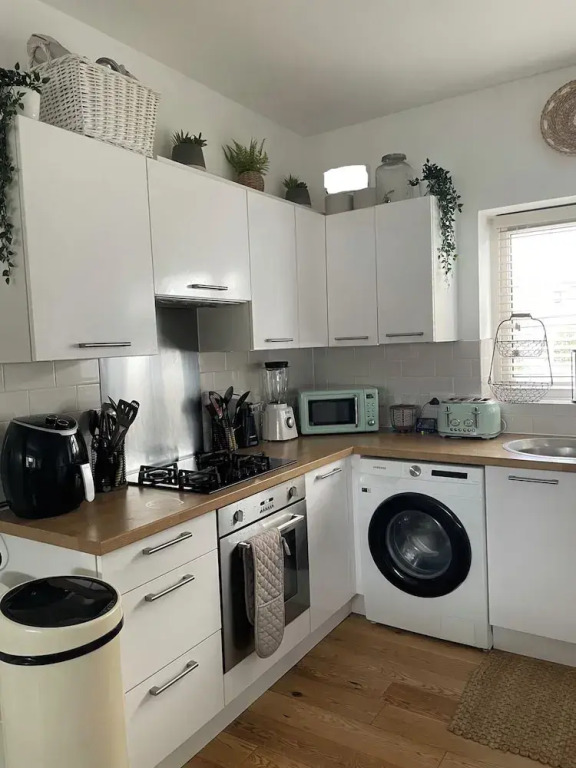 Dartfordapartment/2bed/balcony/freeparking/tv/wifi