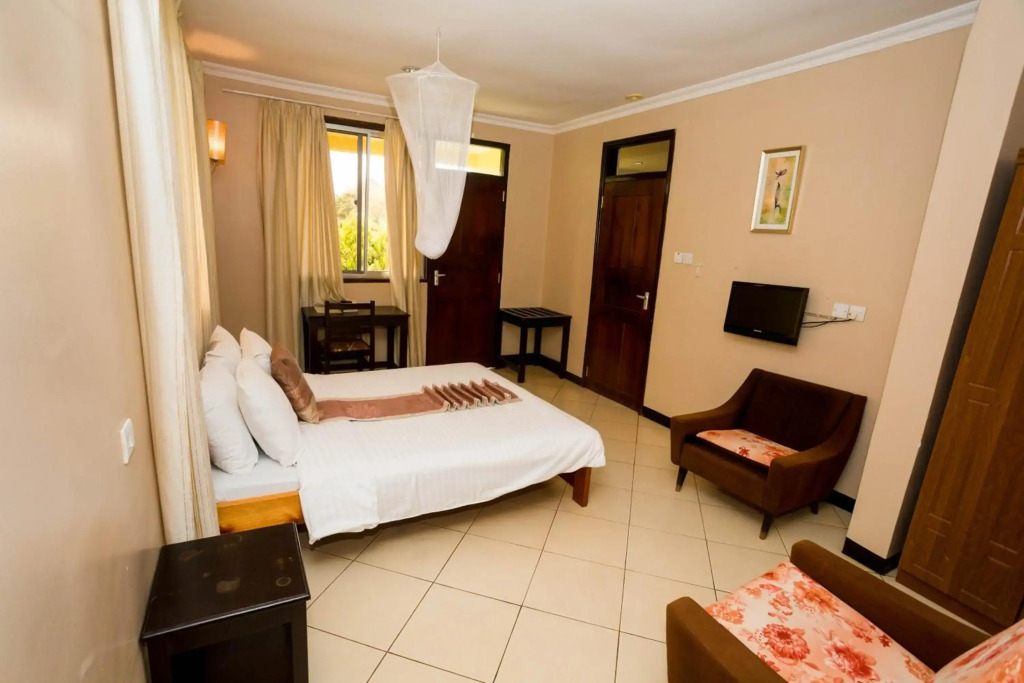 Keys Hotel Mbokomu Branch