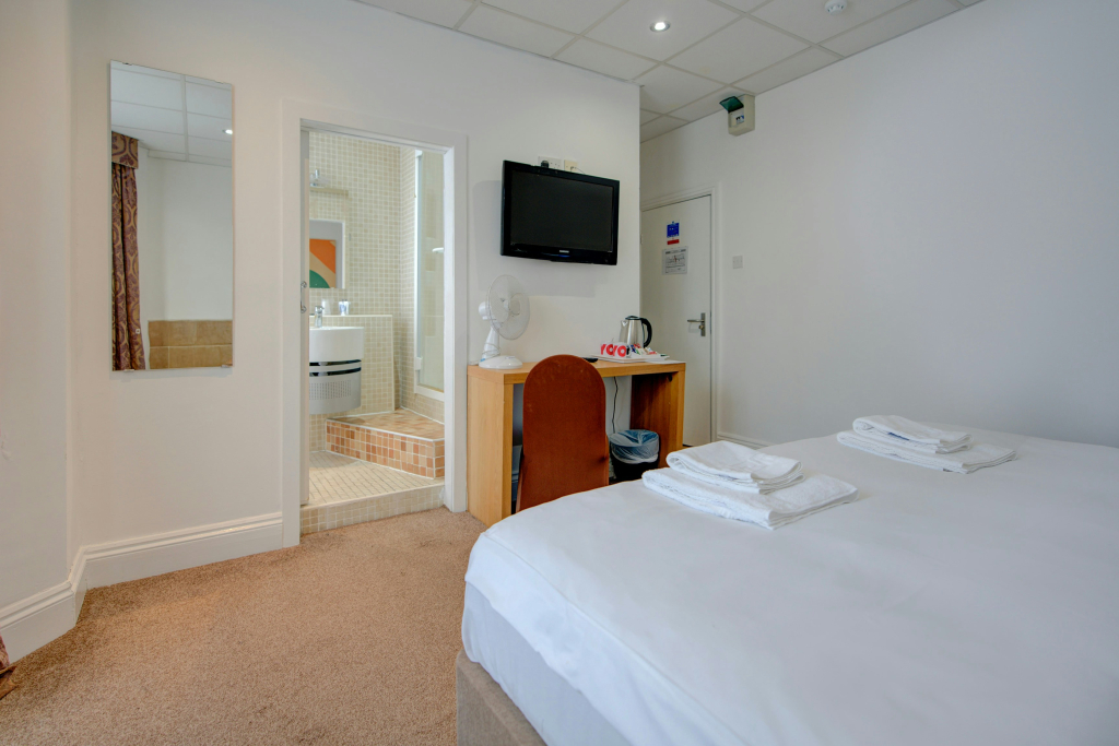Cardiff Riverside Hotel by Belvilla