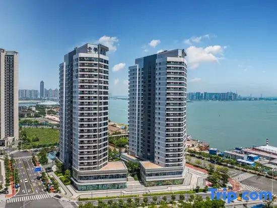 Baijue Designer Light Residence (Zhanjiang Jinsha Bay Beach, Zhaoshang Garden City Branch)