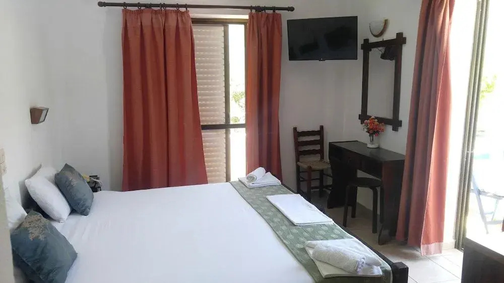 Elvira Hotel