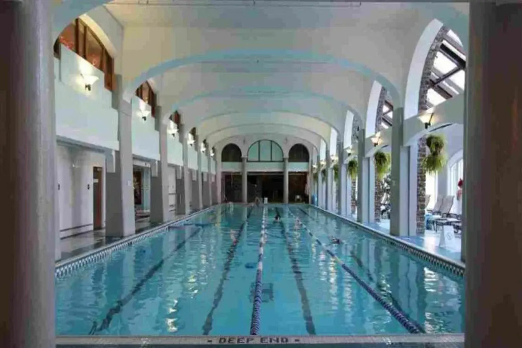 Homeland Hotel