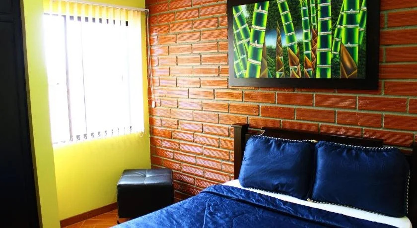 Overlook Hostal