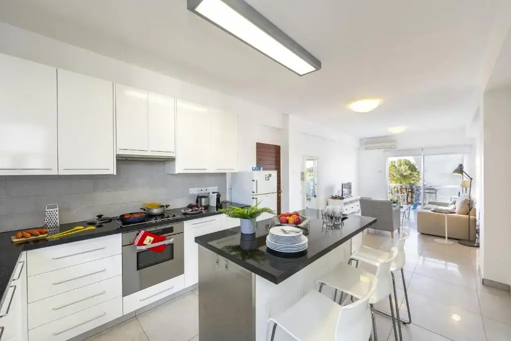 Limassol Olimpia Beach Suite