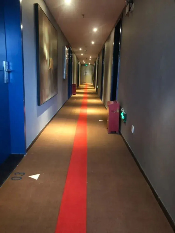 Life Yajo Hotel Xintang Metro Station