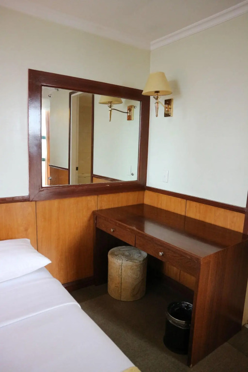 Iloilo Business Hotel