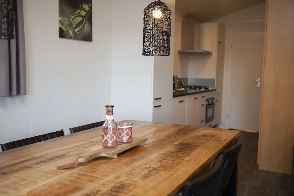 Comfortably Furnished Chalet with Porch near Veluwe