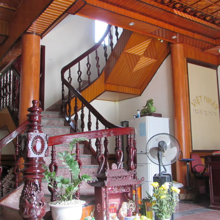 Viet Nhat Halong Hotel - Bai Chay