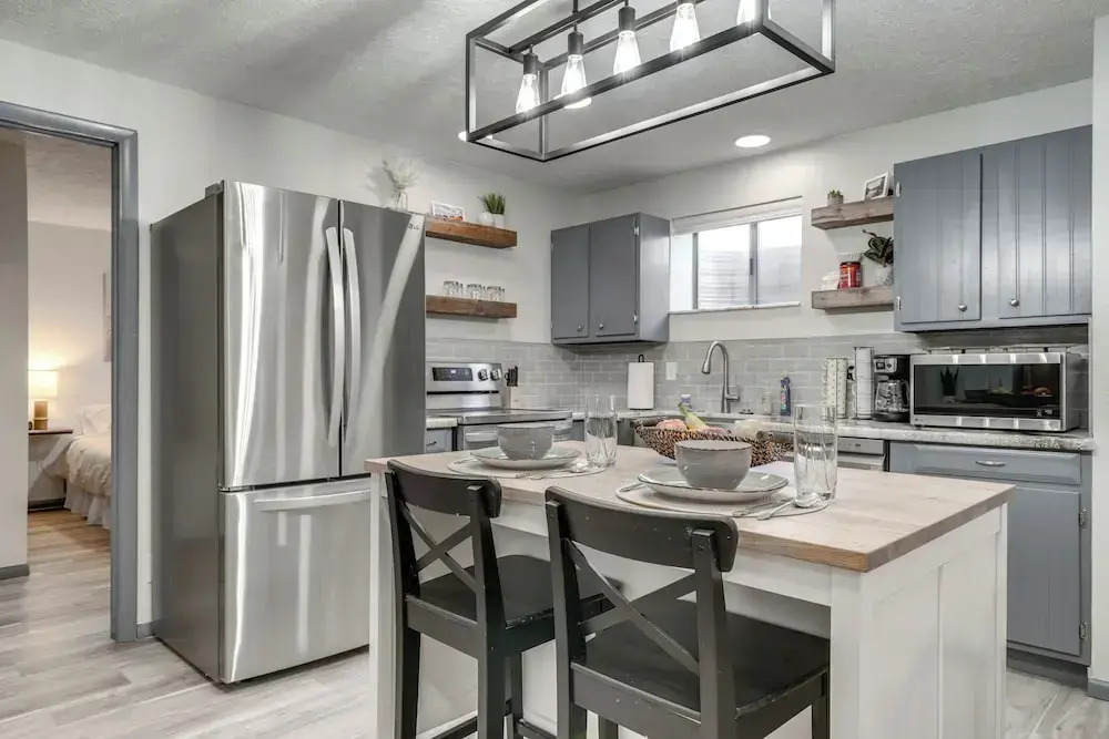 Central Cedar City Apartment: Walk to Suu!