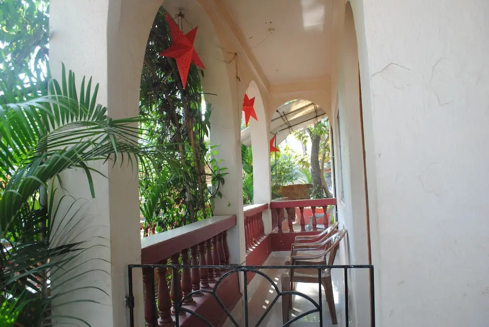 Joe And Mariettas Guesthouse