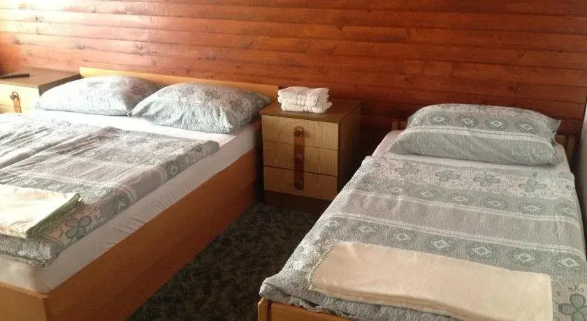 Apartments & Rooms Preseren