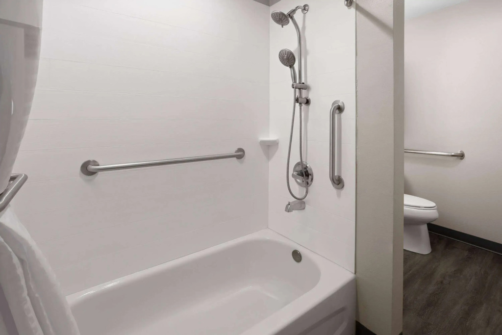 Microtel Inn by Wyndham Raleigh-Durham Airport