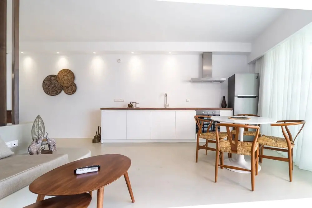 Wave, an Idyllic Seafront Suite