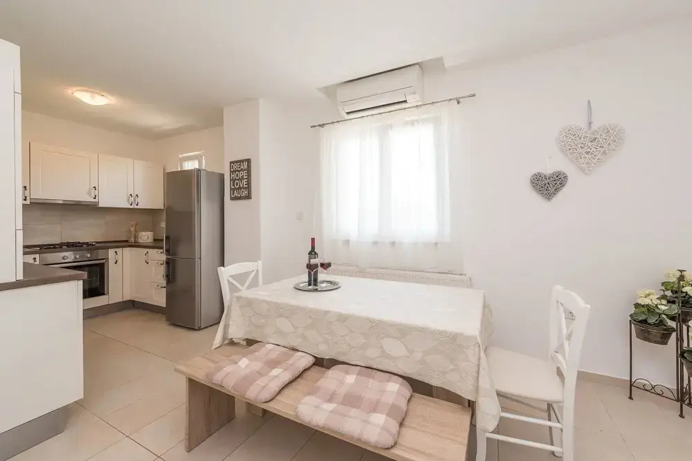 Comfortable Apartment Miriam