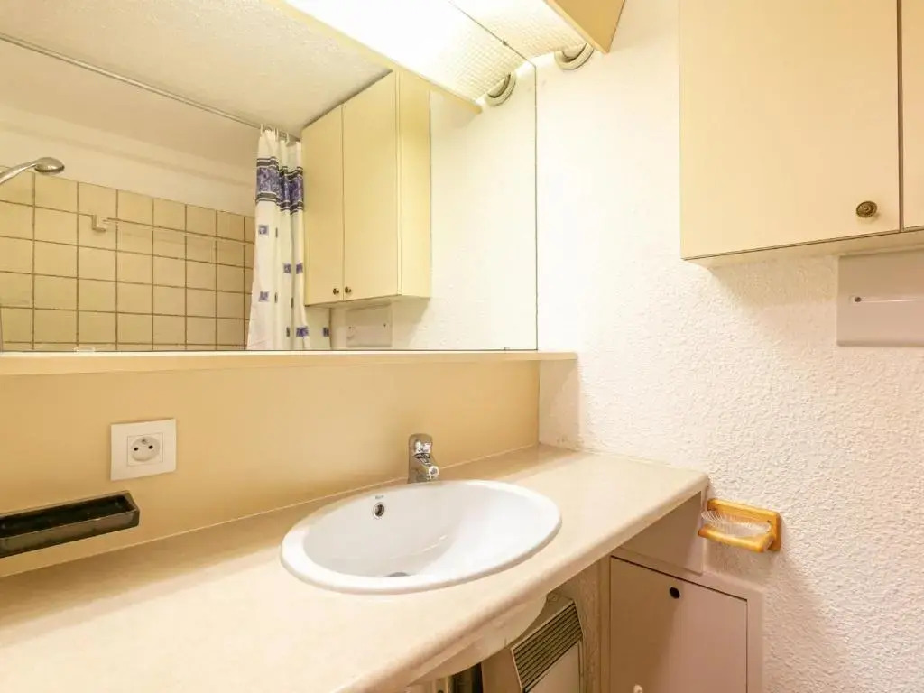 Appartement Val-d'Isère, 1 pièce, 5 personnes - FR-1-519-19