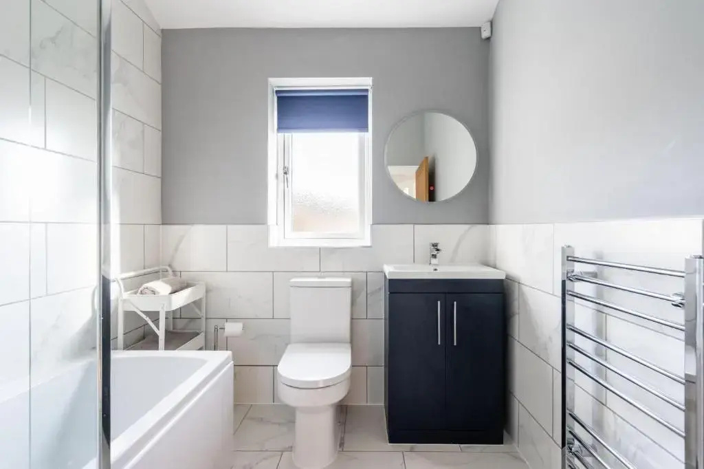 Fantastic and Sleek 3BD Home Wrington Bristol