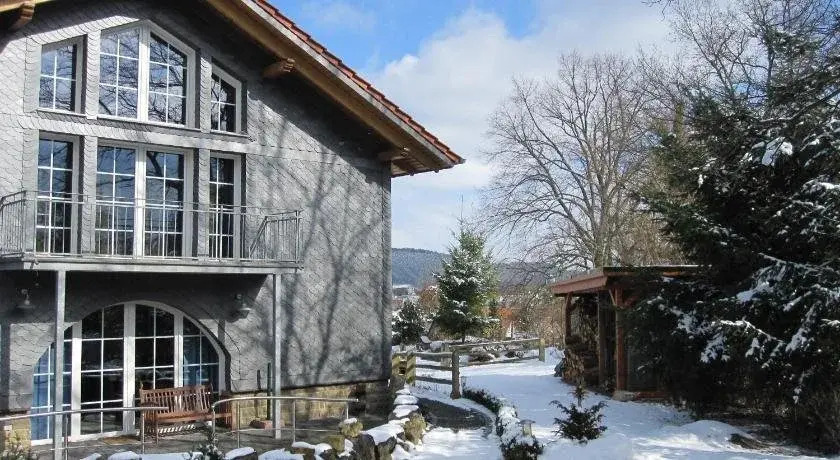 Urlaubspension Hohes Rott und Apartmenthaus