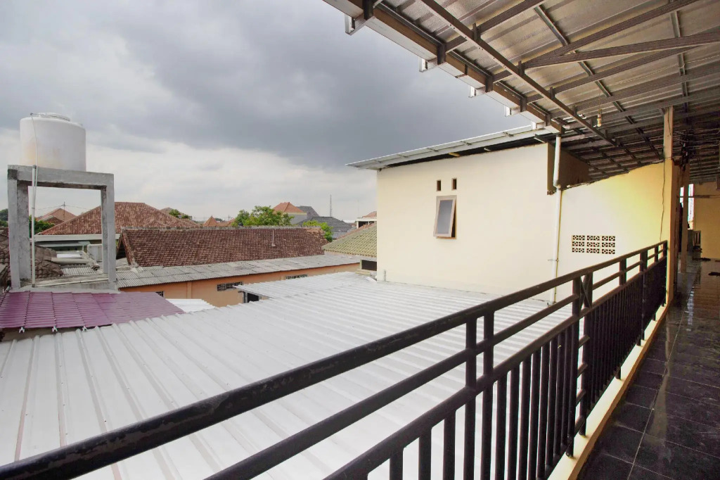 OYO Life 3005 Kost Rumaisha Syariah
