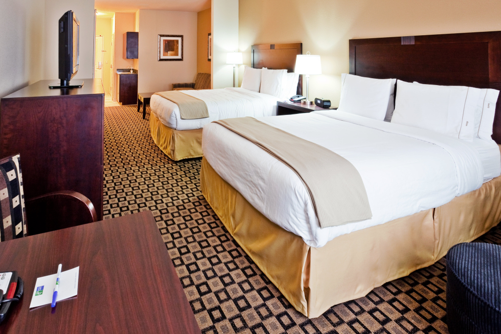 Holiday Inn Express & Suites Clovis by IHG