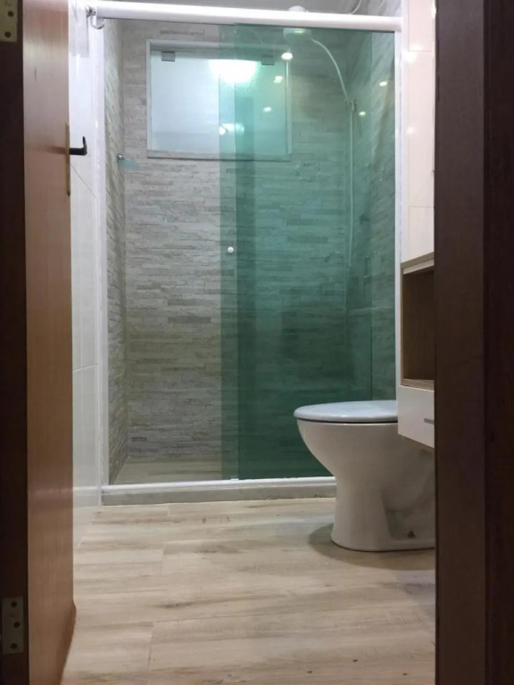 Lindo apartamento em condomínio com clube