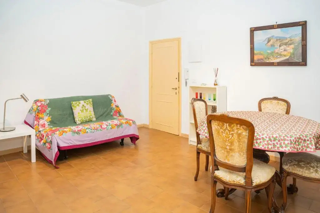 057 - Casa Portobello, Centrale a 50 metri dal mare