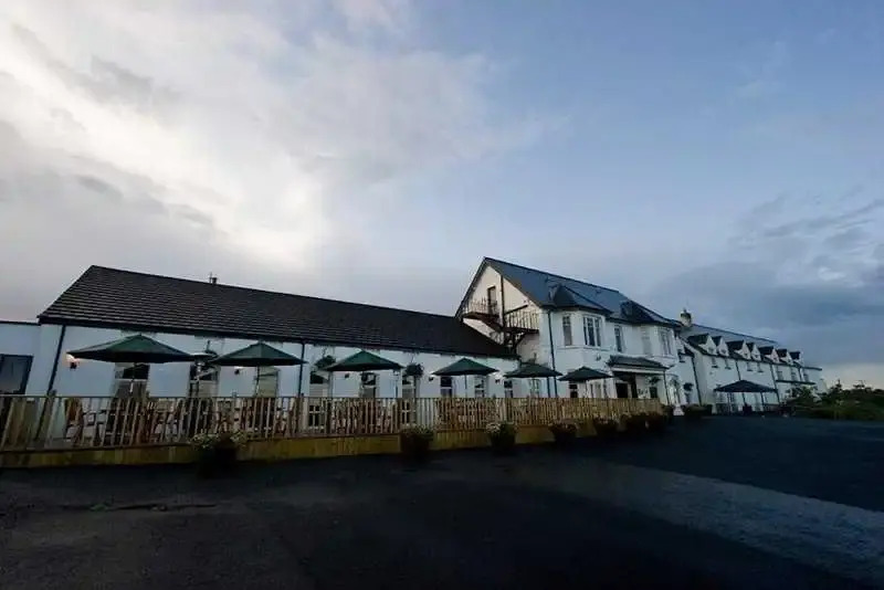 Highways Hotel