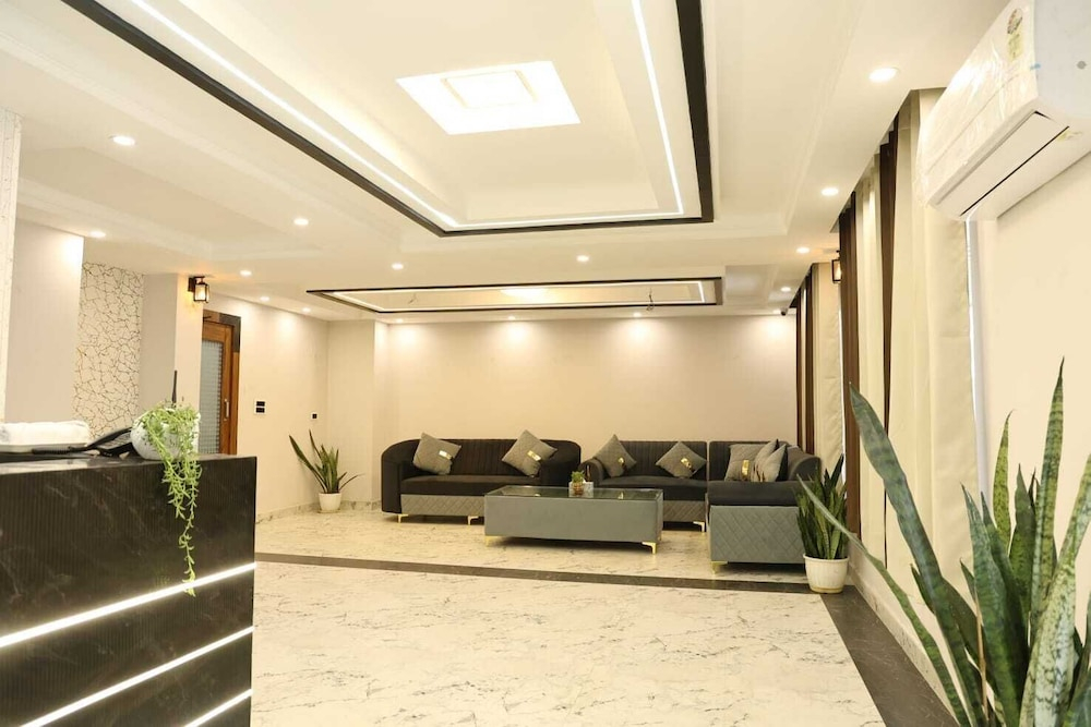 Hotel Lotus Infinity