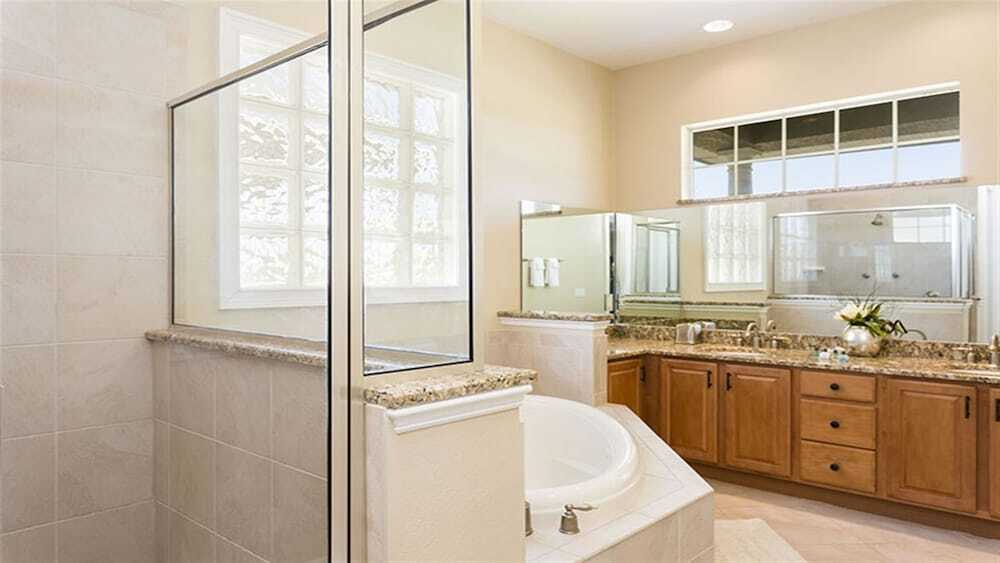 Absolutely gorgeous 4 bed orlando home
