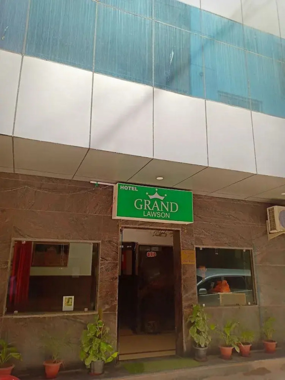 Atlas Inn Near IGI Airport