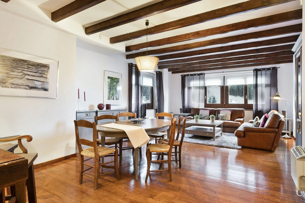 Luderna - Apartamento con terraza Bonaigua B3 Toran