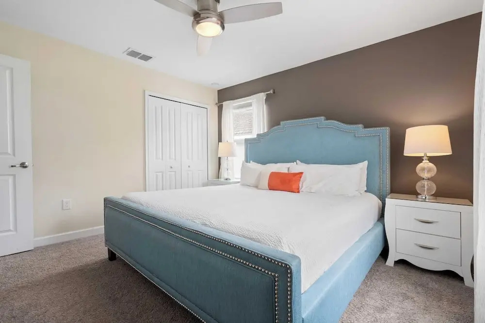 Stinger Luxe Retreat by AvantStay