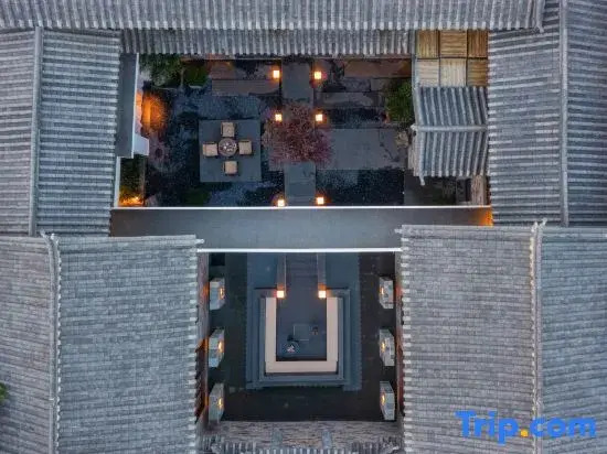Dewild·Qiye Manju | Wabi-Sabi Style·Coffee·Designer Aesthetic Courtyard