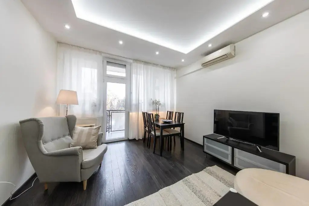 Spacious 3-room apartment with free parking